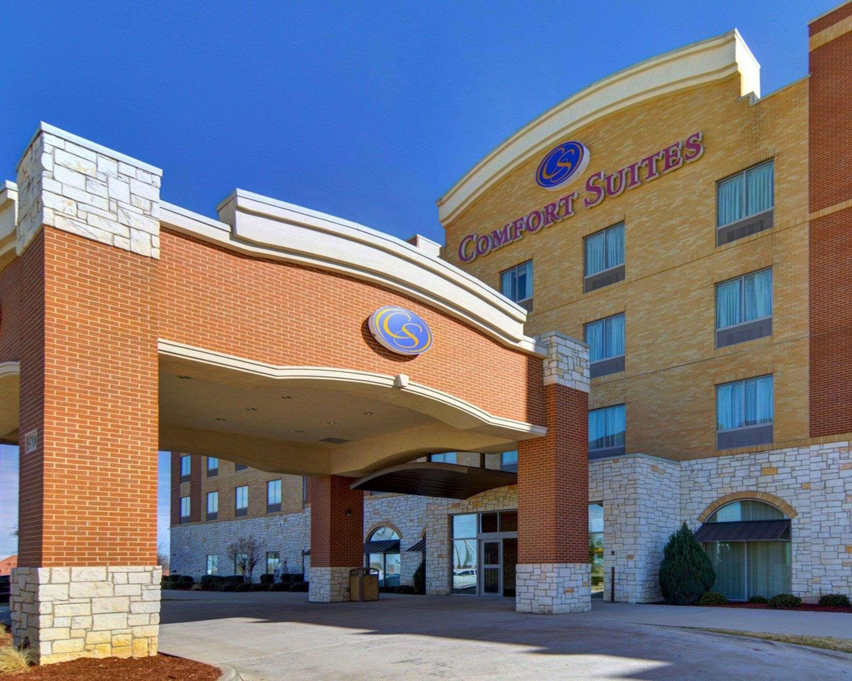 Comfort Suites Frisco Bagian luar foto