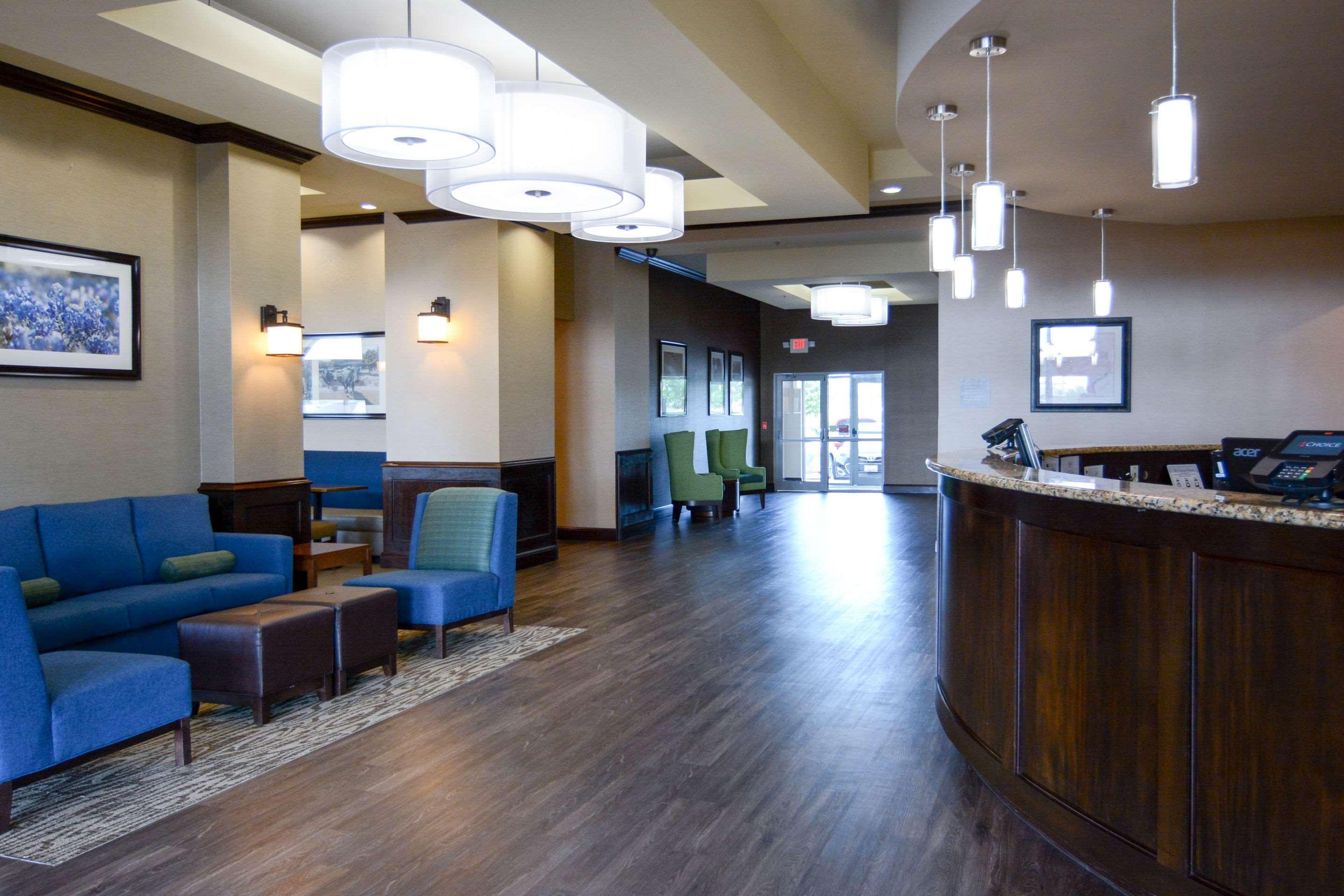 Comfort Suites Frisco Bagian luar foto