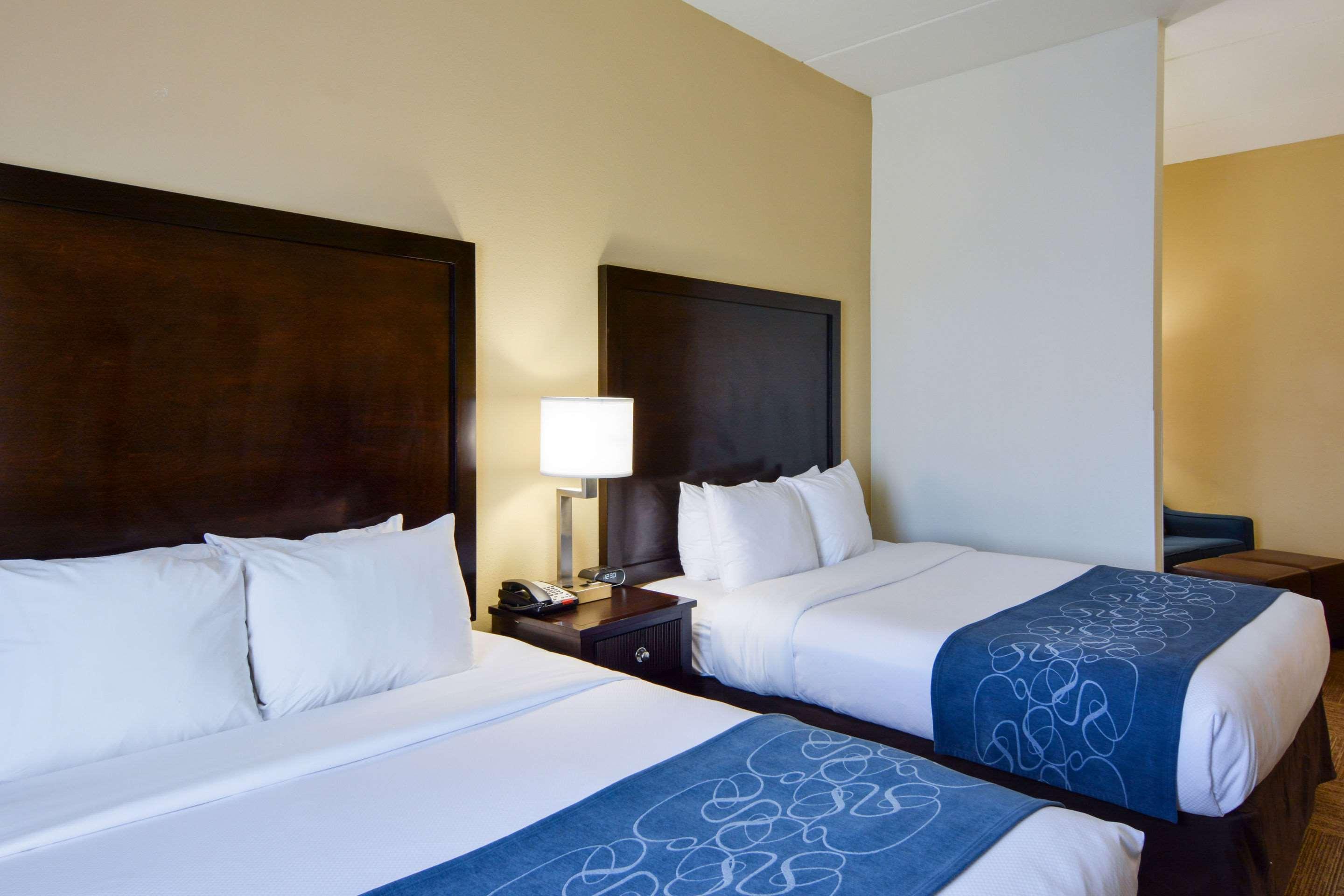 Comfort Suites Frisco Bagian luar foto