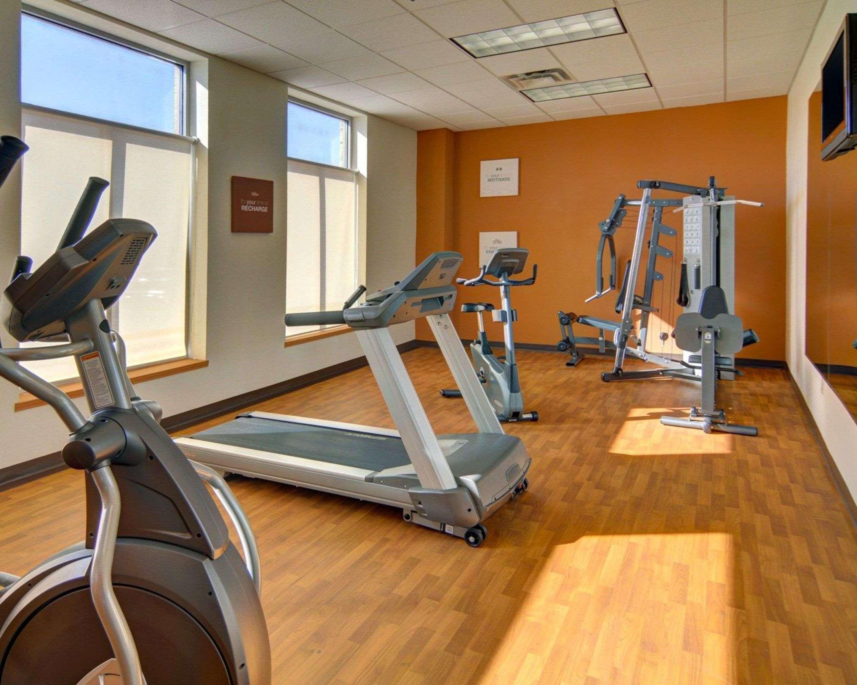 Comfort Suites Frisco Bagian luar foto
