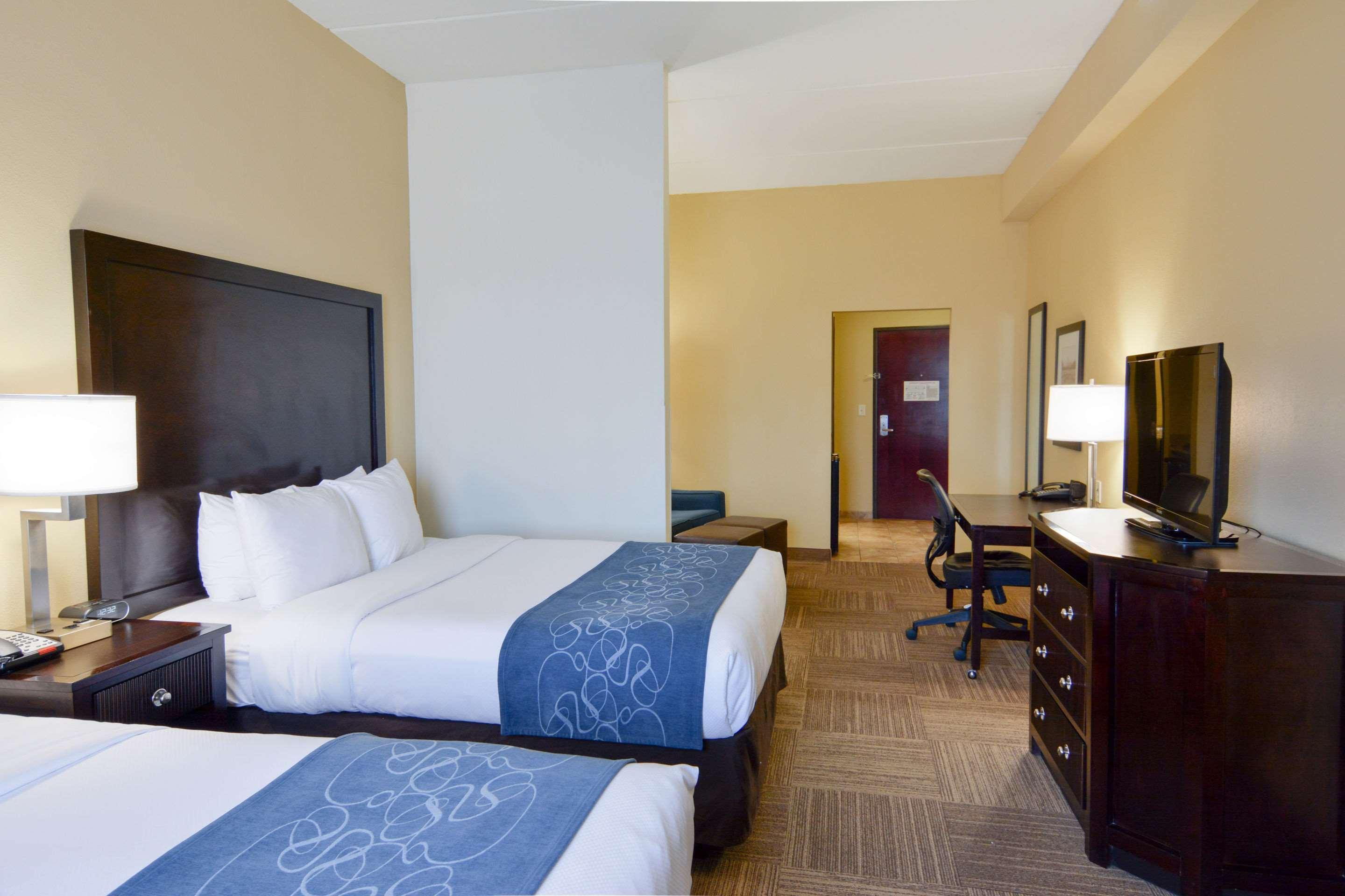 Comfort Suites Frisco Bagian luar foto