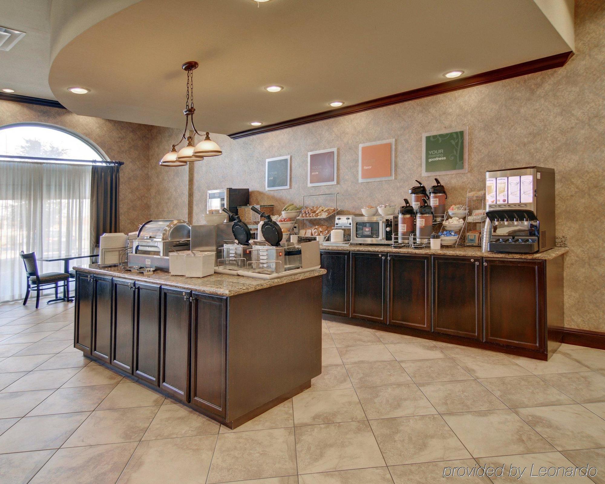 Comfort Suites Frisco Bagian luar foto