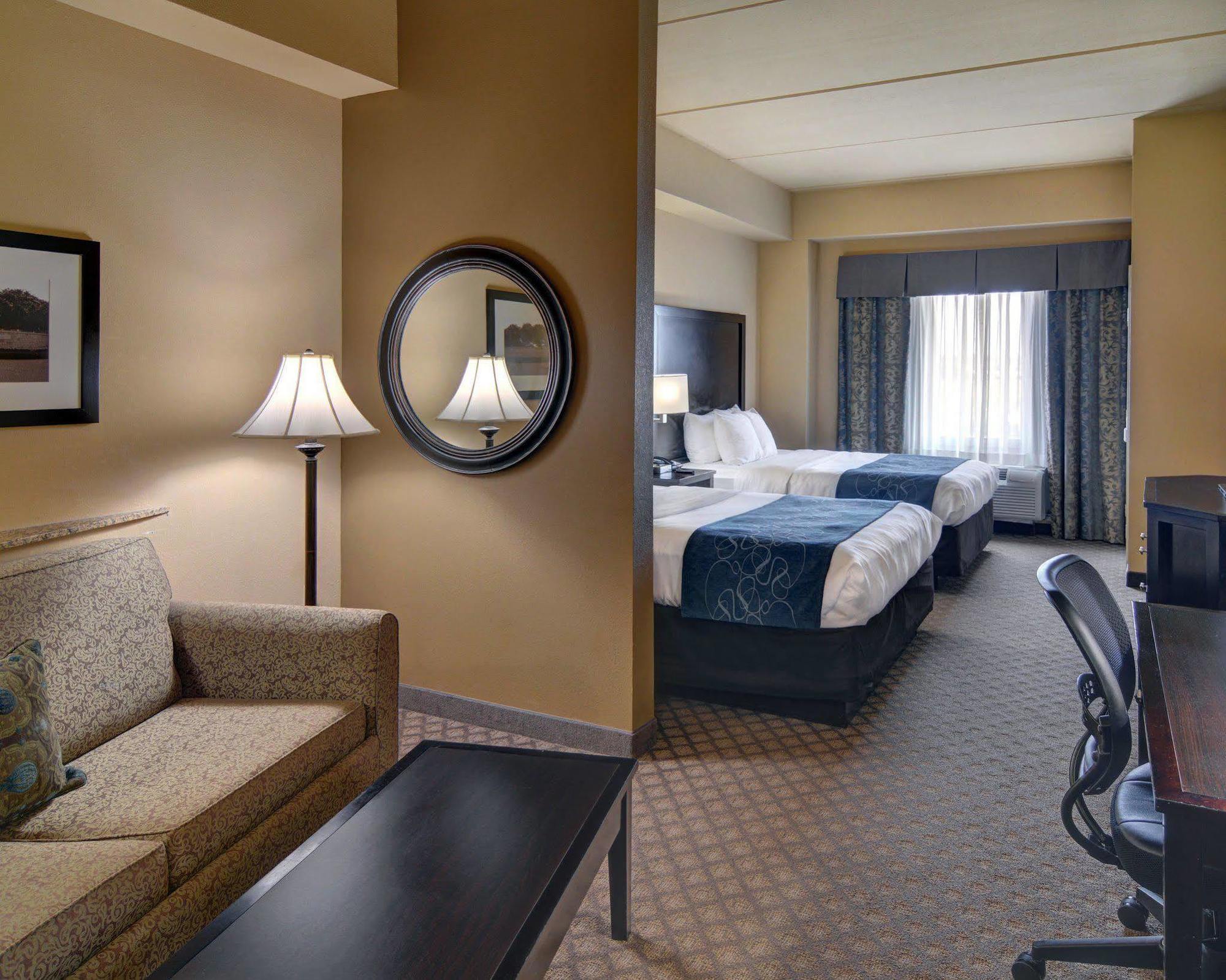 Comfort Suites Frisco Bagian luar foto